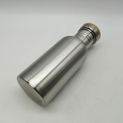 De zilveren van het het Roestvrije staalwater van de Kleuren Enige Muur Weerstand van de de Flessen500ml Corrosie